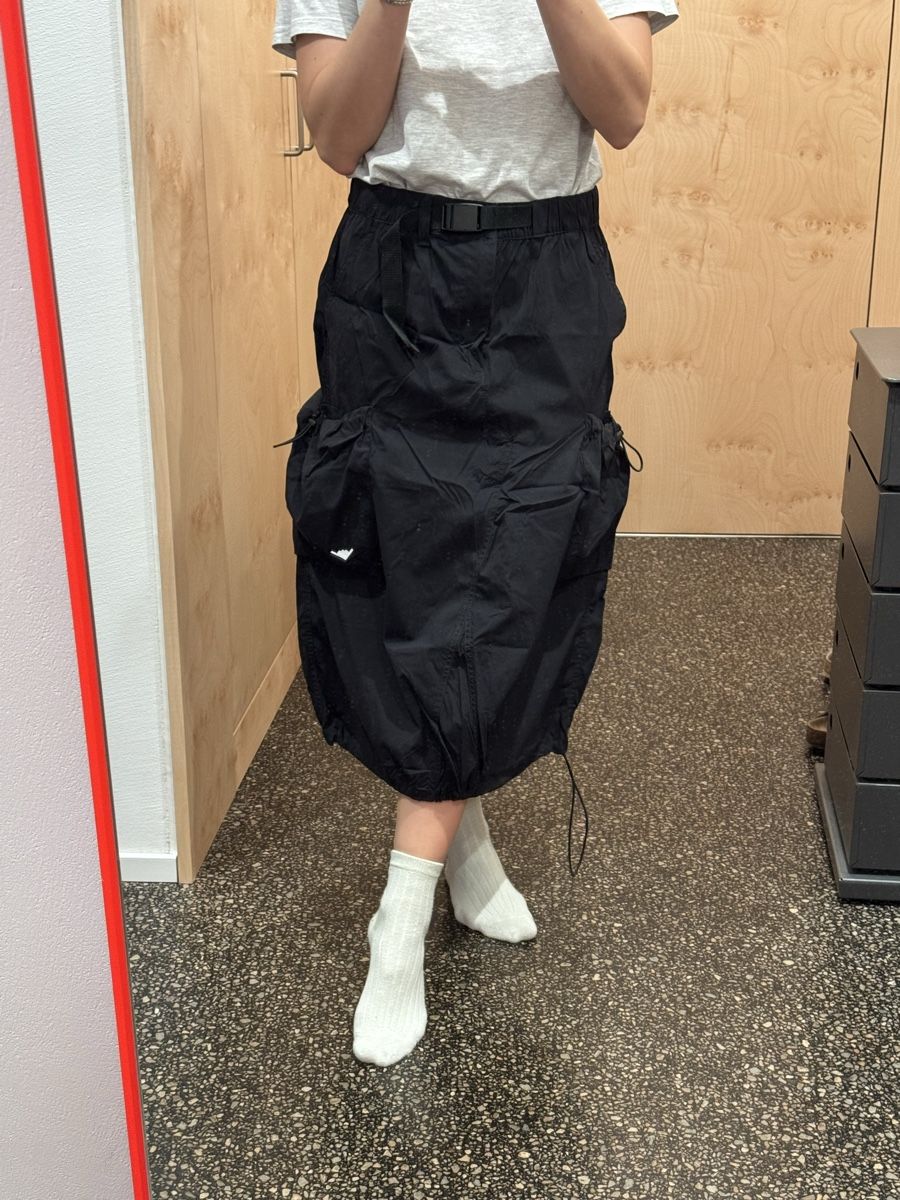 Röcke: Mono outdoor by chocoolate black skirt size small – Gebraucht aus Zürich von gva_r9gs