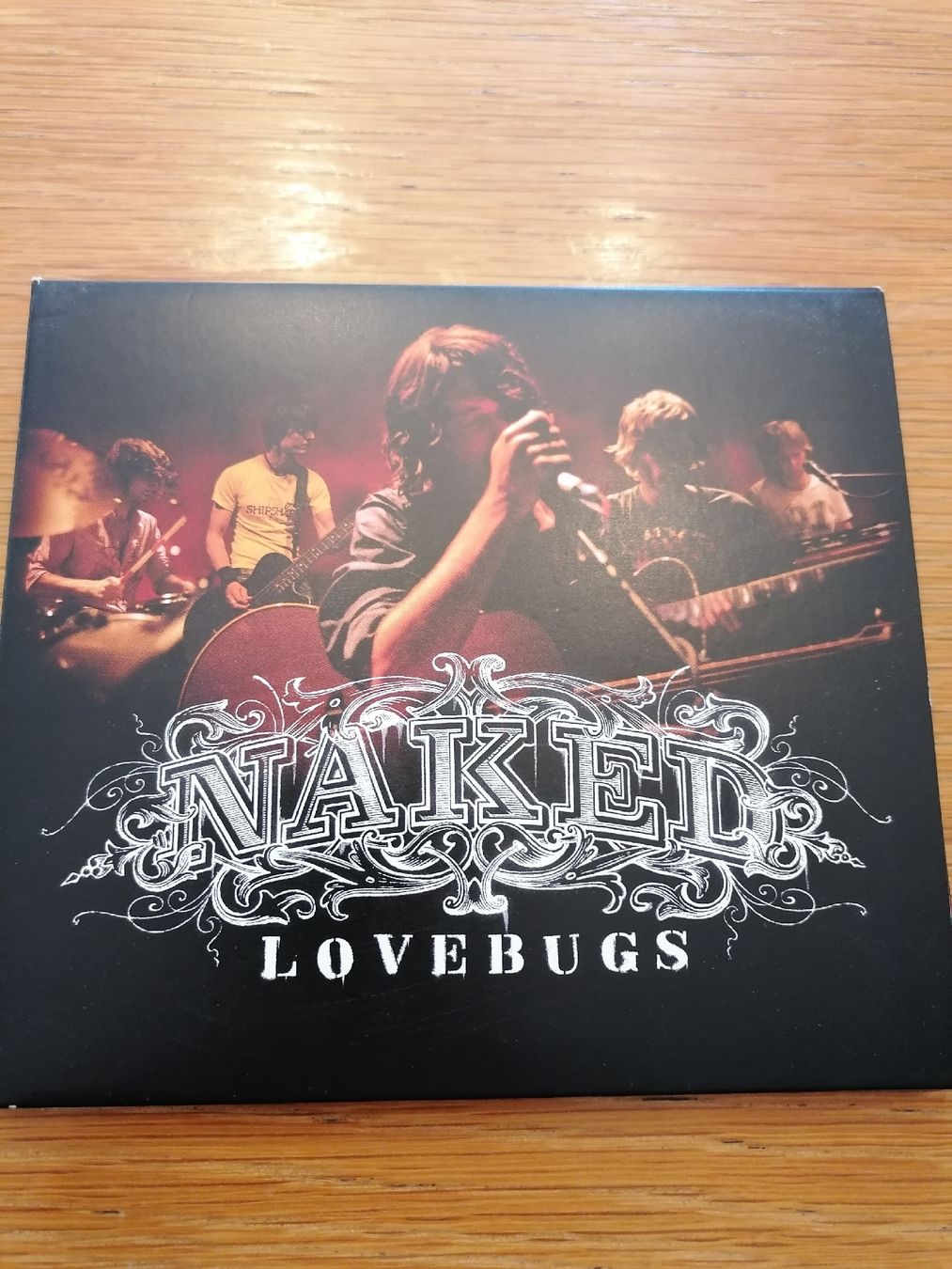 CD: Naked - Lovebugs CD Album – Usato da Pfäffikon ZH venduto da xxmopsxx