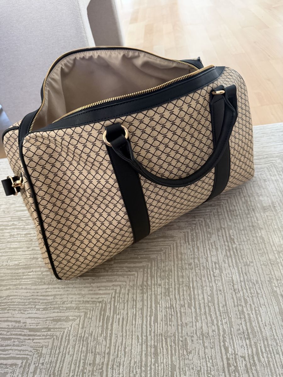 Valigie: Weekender Bag Monogram Pattern Black Tan Gold Hardware Used – Nuovo (secondo la descrizione) da Bülach venduto da adi_52cm 2