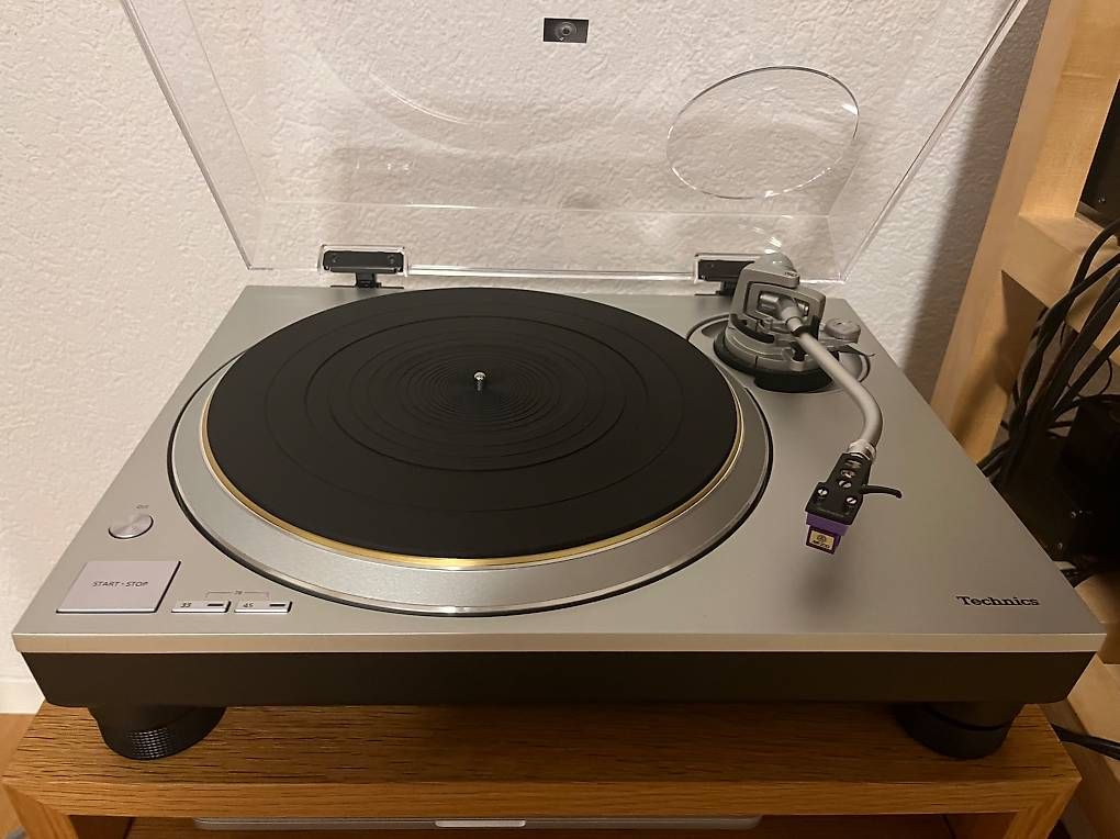 Technics Plattenspieler: Technics 1300g mit Nagaoka MP 200 – Gebraucht aus Winterthur von Silversax