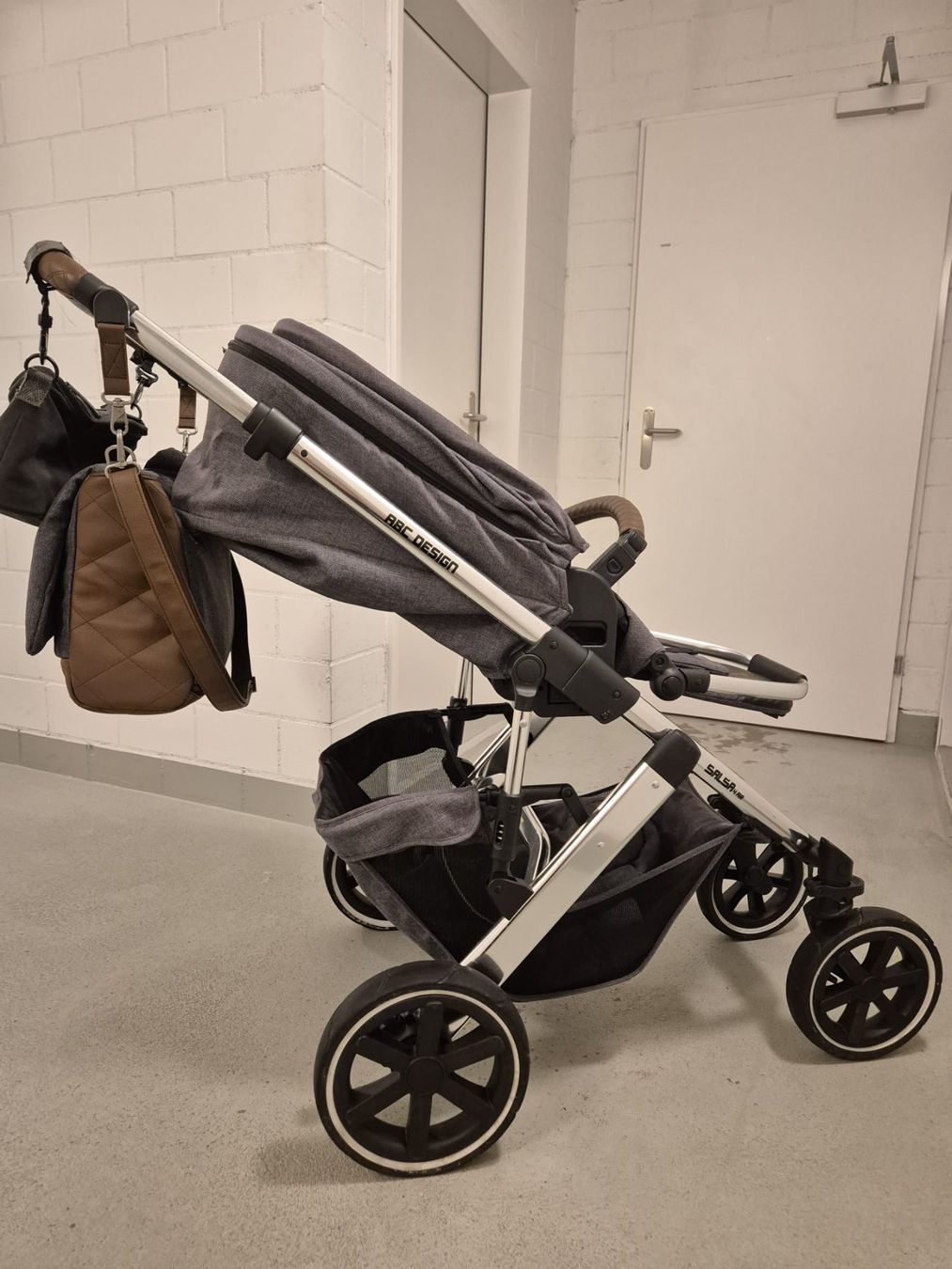 ABC Design Poussette: Gbrauchter ABC Design Kombi Kinderwagen Set – D'occasion à Frauenfeld par MarcoJunior151 4