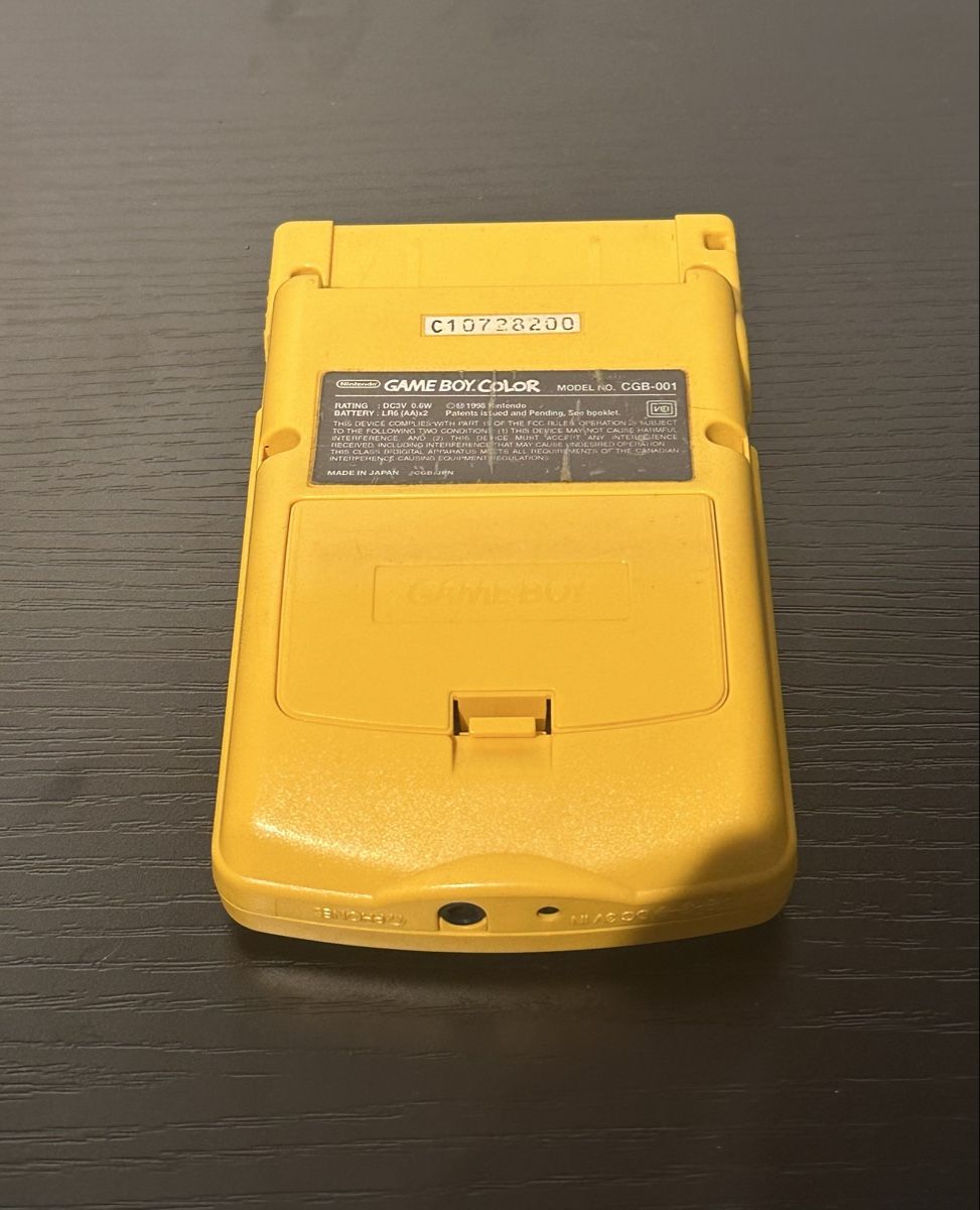 Nintendo Console: NITENDO COLOR GELB – Usato da Unterstammheim venduto da Robin059 3