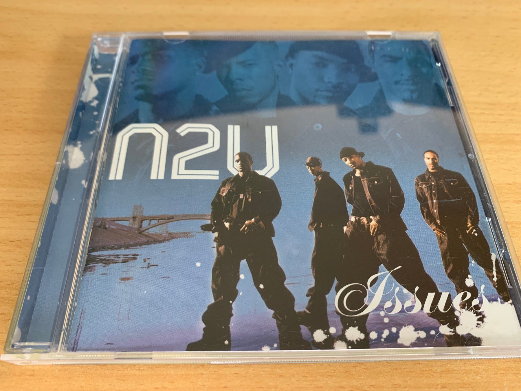 CD: N2U – Issues - Promo CD – Usato da Rikon im Tösstal venduto da Alpenmutz