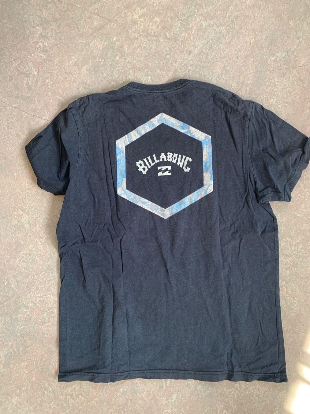 T-shirt: Billabong T-Shirt L – Usato da Wiggen venduto da Antoniotto 3
