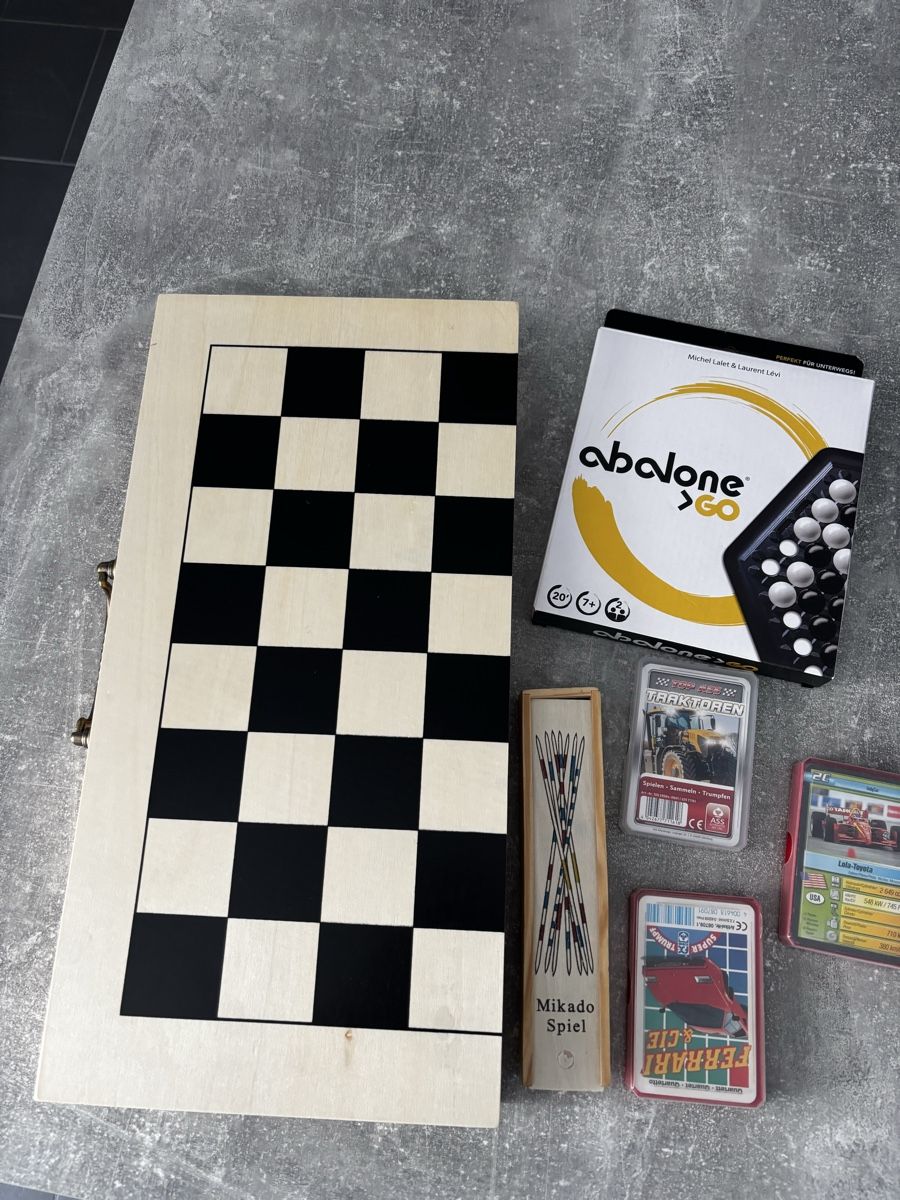 Spiele: Spieleset – Gebraucht aus Aarwangen von Giada79