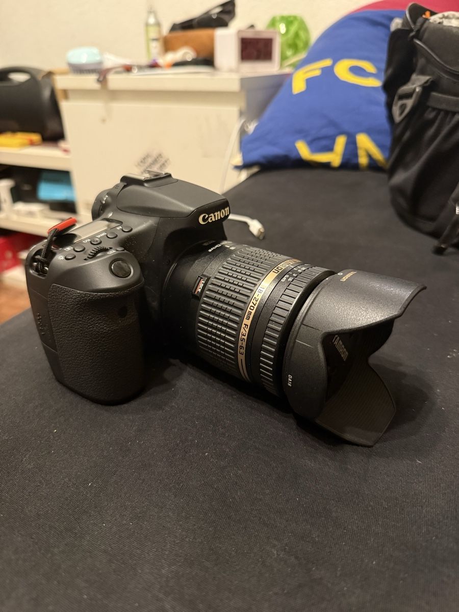 Canon Appareil photo: Canon EOS 70D – D'occasion à Erstfeld par lion.husmann04 1