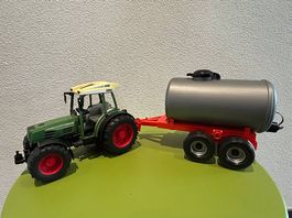 Bruder Fendt Traktor mit Druckfass