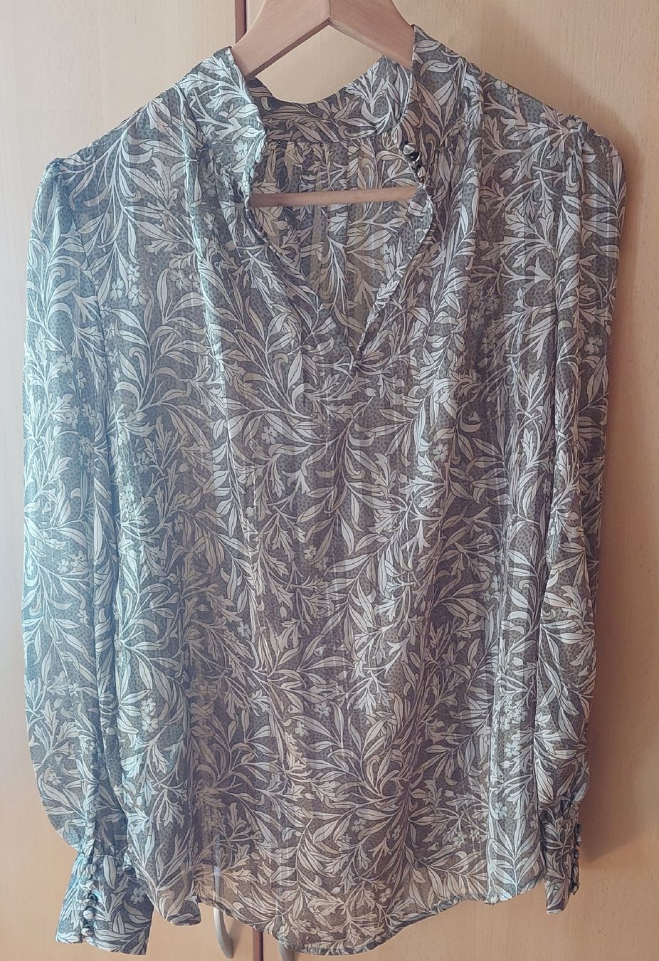 H&M Camicette: Damen Bluse mit Muster Stehkragen – Usato da Schmidrüti venduto da Novemberchind 2