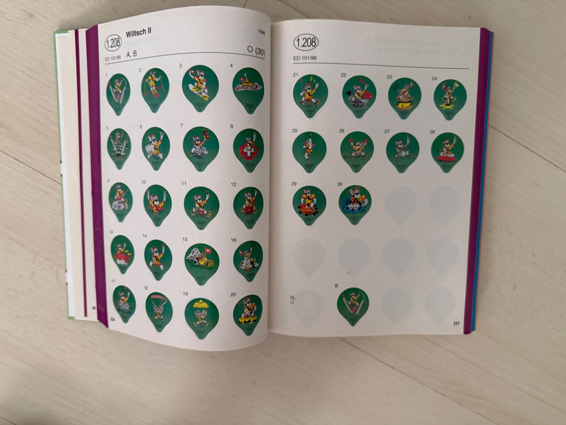 Opercules: Kaffeerahmdeckeli Katalog 1998 – D'occasion à Brüttisellen par Grueneraff 2