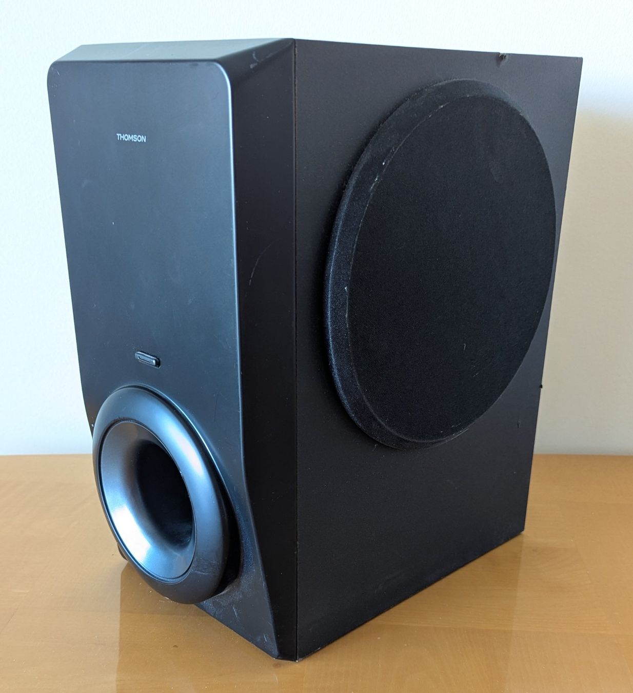 Casse acustiche: Subwoofer Thomson 3 OHM – Usato da Prilly venduto da FlopyGrinwald