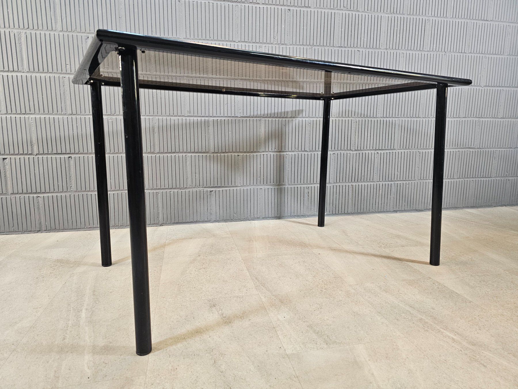 Tische: Esstisch Belotti Fly-Line by CMP Vintage Tisch, Dining Table – Gebraucht aus Nottwil von Wondewa-Shop 5