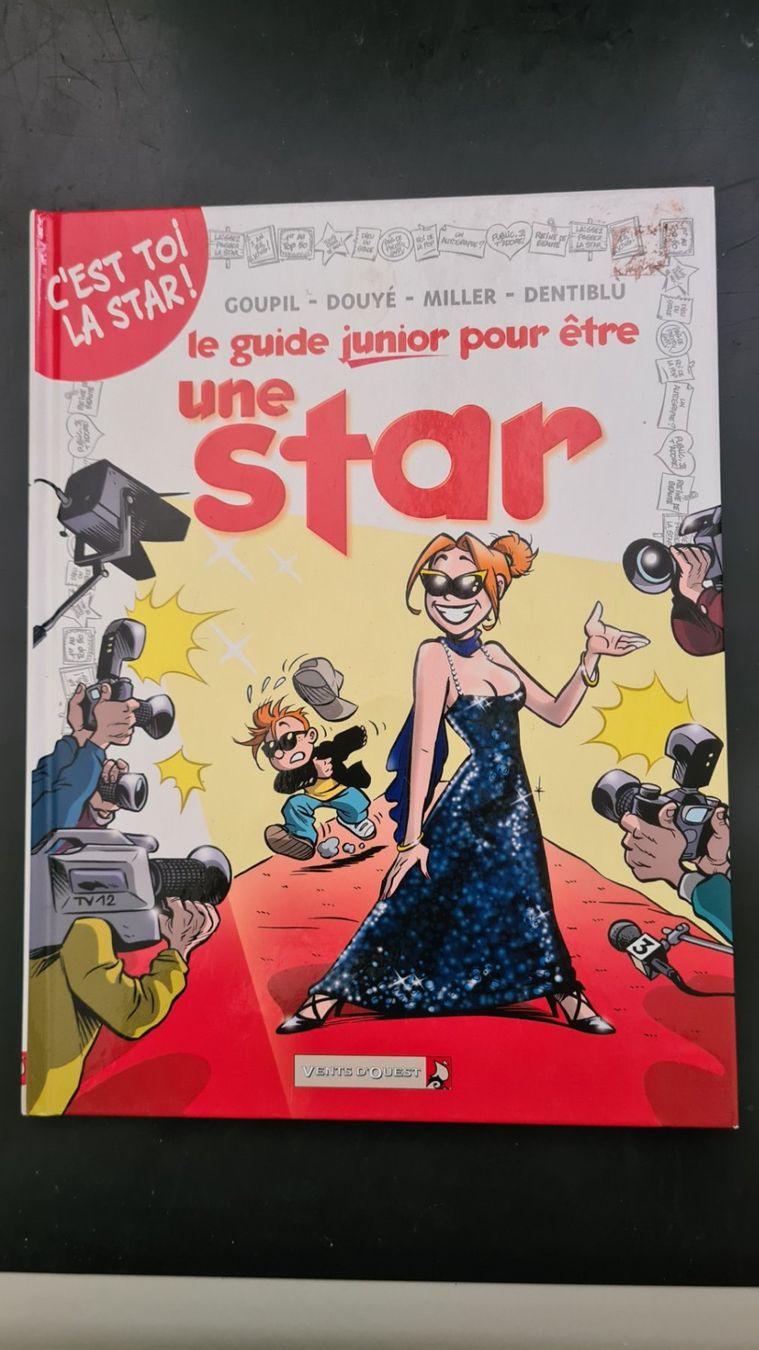 Comics: BD  Le guide junior pour être une STAR – Neu (gemäss Beschreibung) aus Châtonnaye von Jaydee6