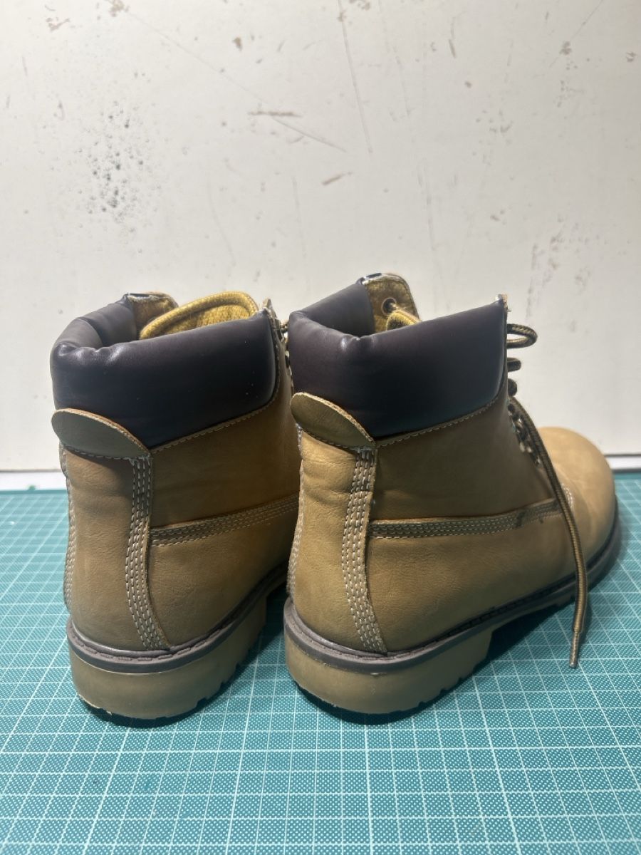 Herrenschuhe: Ein netter kleiner Stiefel nr. 37 – Gebraucht aus Gorduno von dm0320 1