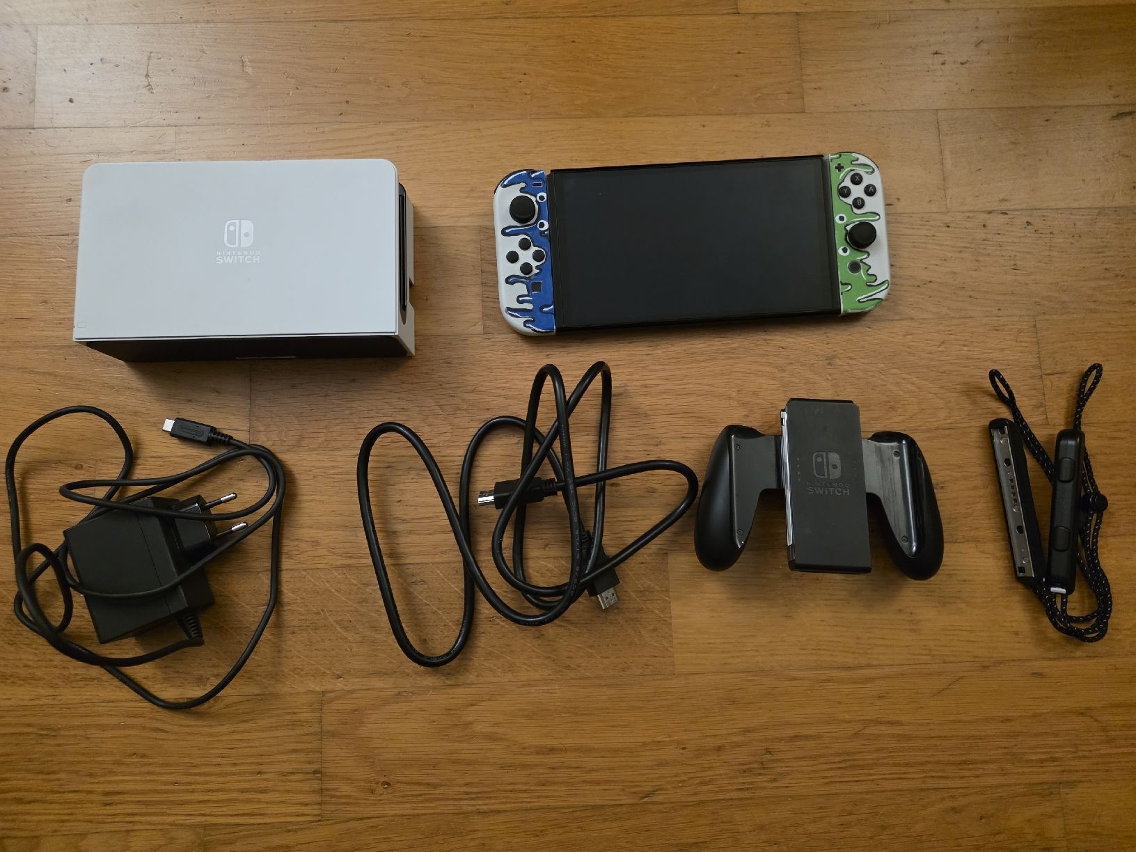 Nintendo Consoles: Nintendo Switch OLED – D'occasion à Zürich par jabo22