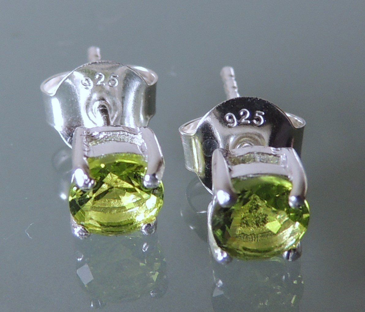 Orecchini pendenti & Orecchini a lobo: Silber 925 Ohrstecker mit Zirkonia 5 mm – Nuovo e nell'imballaggio originale da Waldenburg venduto da schaller707 2