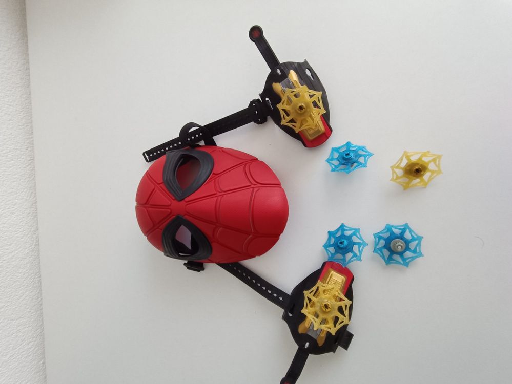 Spiderman inkl. Web Shooters Kaufen auf Ricardo