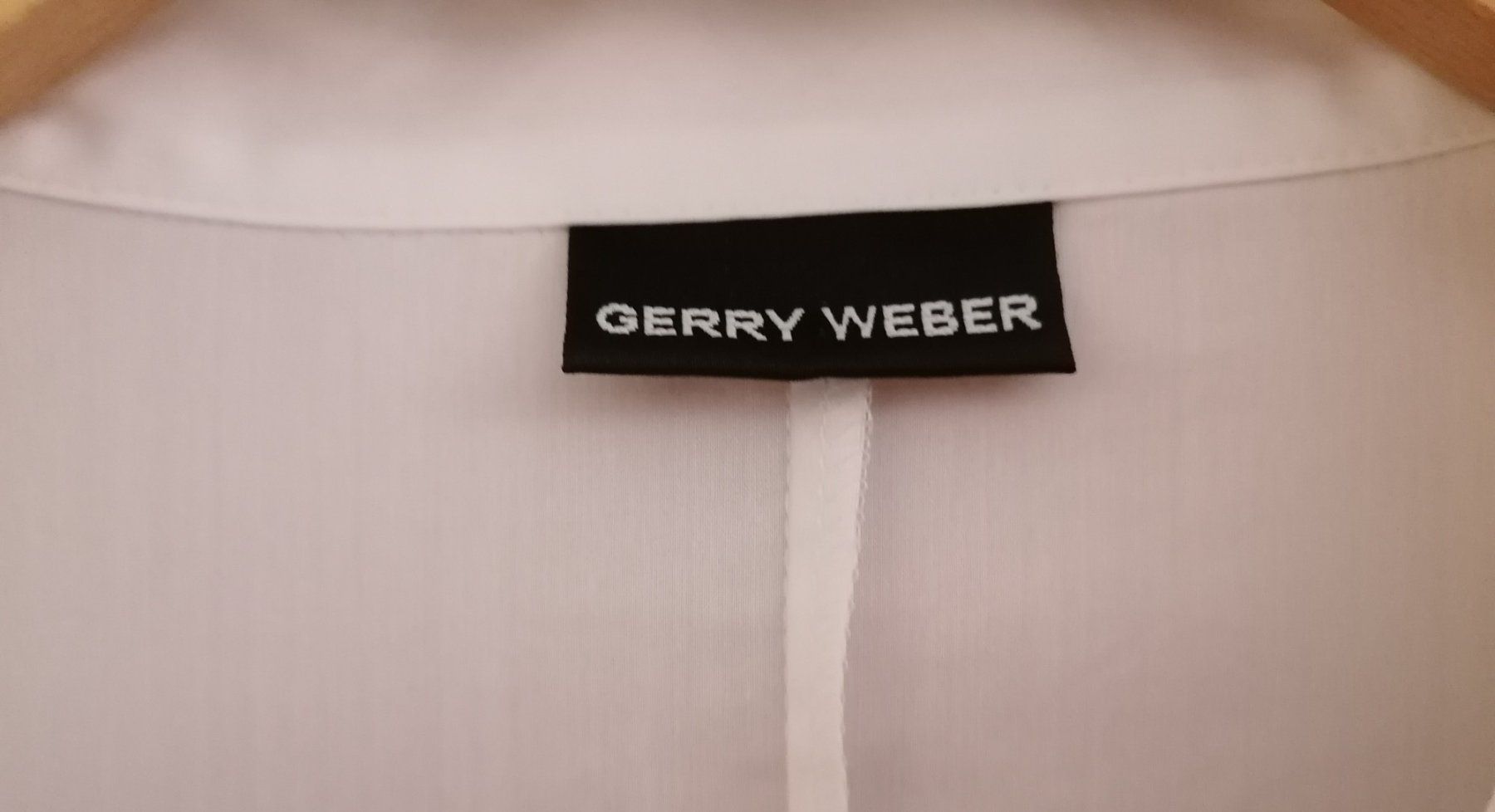 Gerry Weber Blusen: Leichte, behagliche Bluse GERRY WEBER, Grösse 46 – Neu (gemäss Beschreibung) aus St. Margarethen TG von Mapy1 2