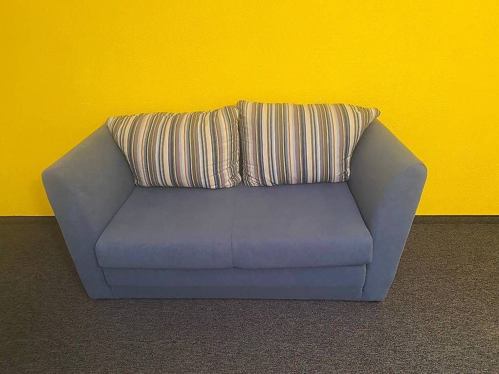 Sofas: Schlafsofa – D'occasion à Hinwil par Hiwikeb