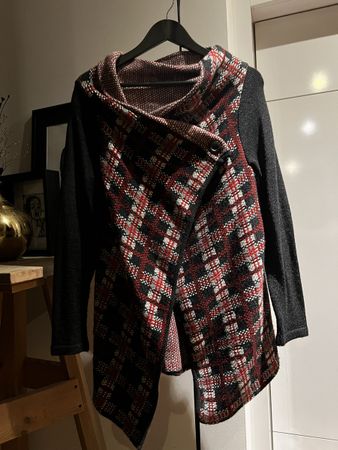 Strickjacke Grösse 40