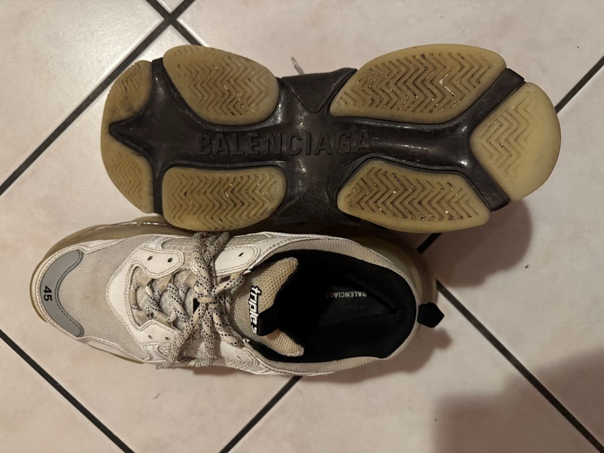 Balenciaga Herrenschuhe: Balenciaga Triple S, taglia 45 – Gebraucht aus Cadenazzo von dan_hy95 2