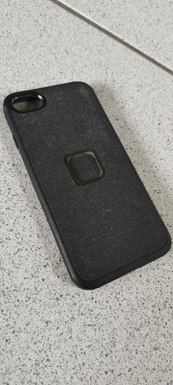 Peak Design Cover & Protezioni schermo: PeakDesign Everyday Case für iPhone SE 2020/22 – Nuovo (secondo la descrizione) da Belp venduto da melissopetra