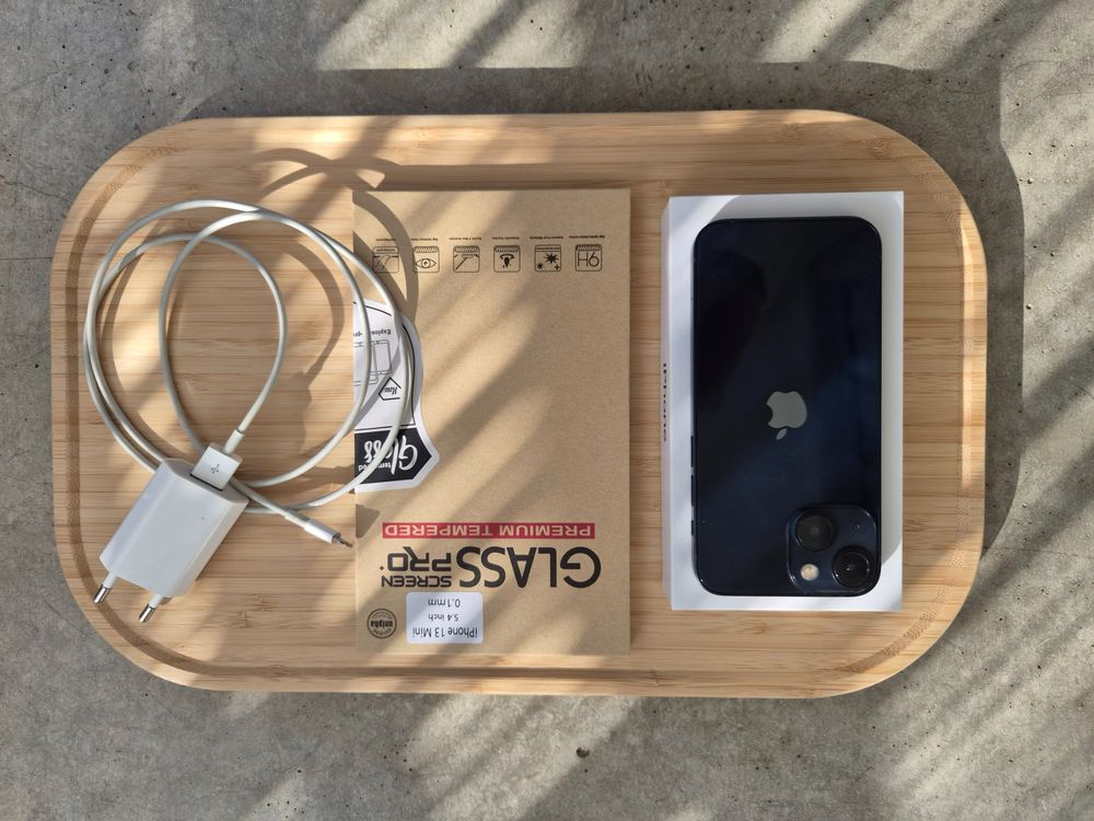 iPhone 13 mini midnight 128gb inkl. Zubehör