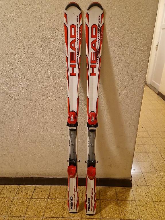 Sci: Ski enfant Head piste  – Usato da St-Prex venduto da jer_759q
