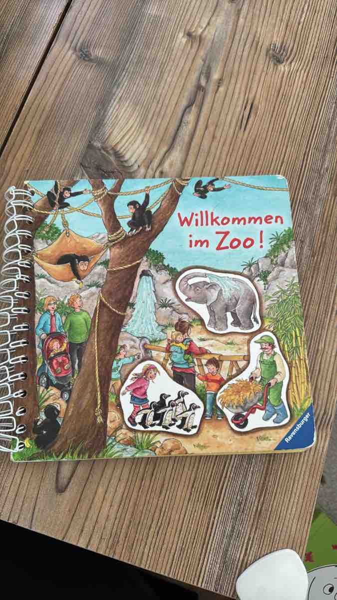 Libri: Ravensburger Kinderbuch Willkommen im Zoo Spiralbindung – Usato da Menziken venduto da pau_q8jr