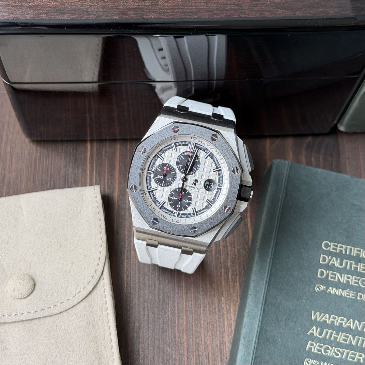 Audemars Piguet Uhren: Audemars Piguet 26400SO.OO.A002CA.01 – Gebraucht aus Genève von mgcrd