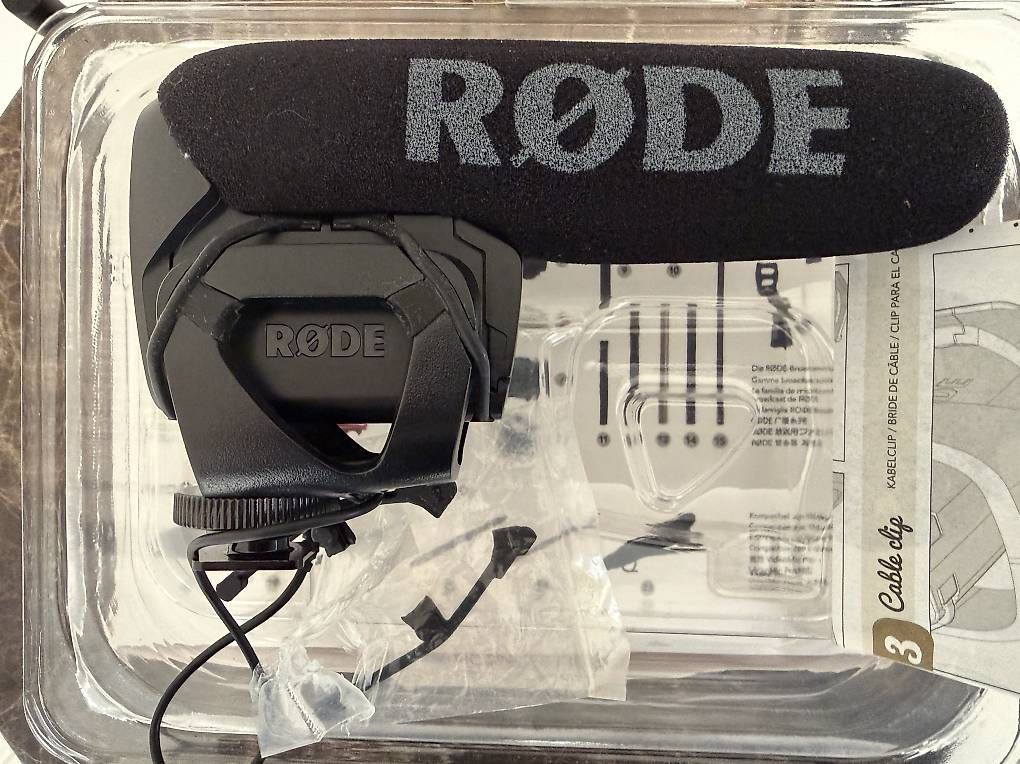 Røde Mikrofone: Rode Videomic Pro, Kameramikrofon gebraucht. – Gebraucht aus Lutry von Tim3573 2