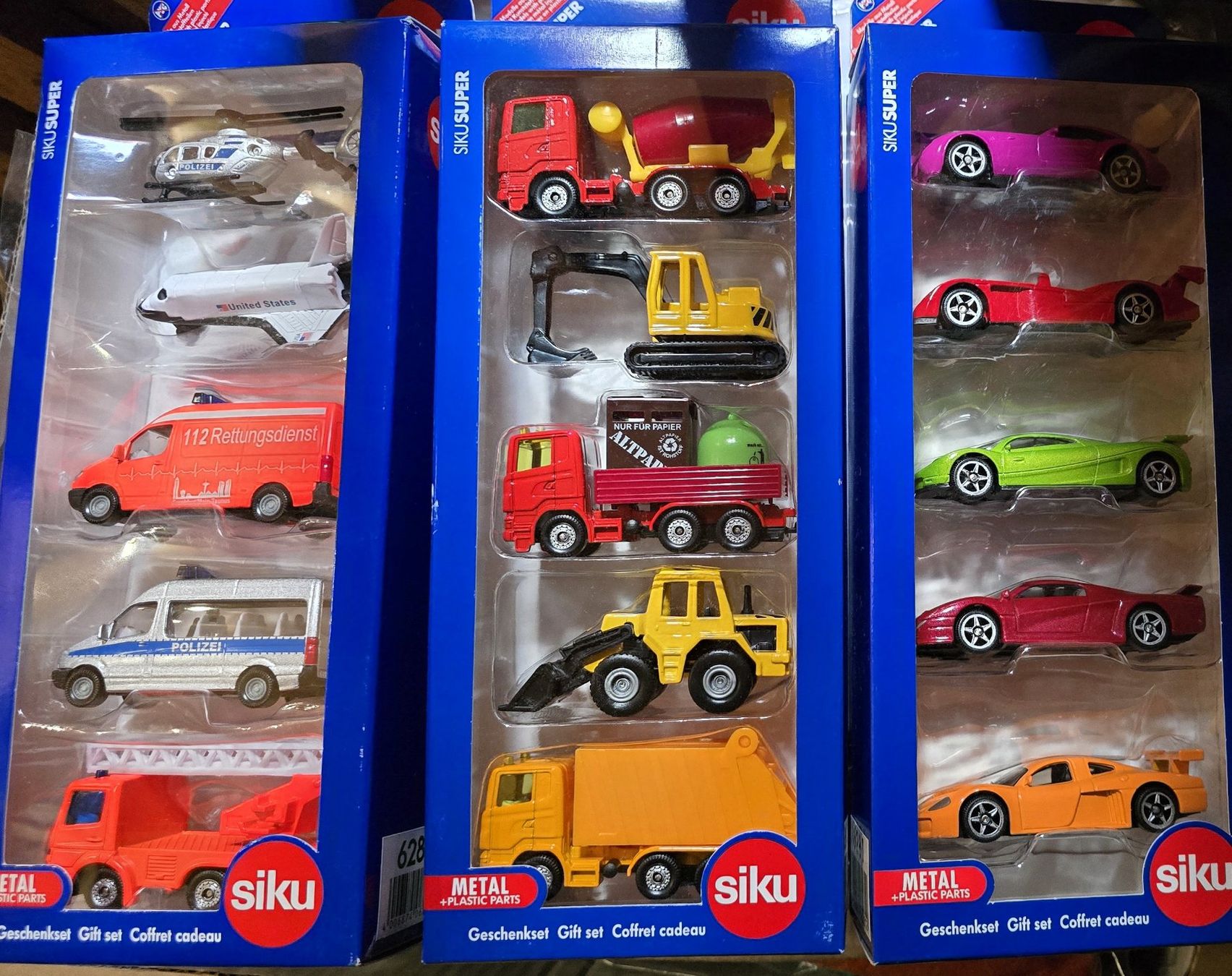 Siku Modellini d'auto: 15 Modellautos Super Geschenkset, 3 Sets, Neu, Schnäppchen – Nuovo e nell'imballaggio originale da Winterthur venduto da Versus0 1
