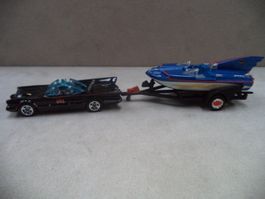 Batmobile/ Batboat 1:64