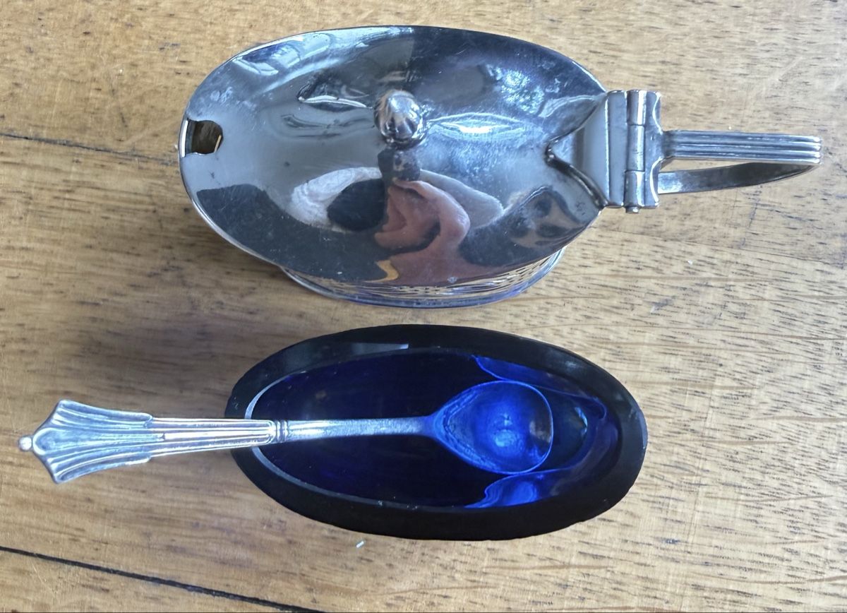 Pentole: Silber Senftopf, Nathan & Hayes, 1904 mit Silberlöffel. – Usato da Bern venduto da firefly-high 4
