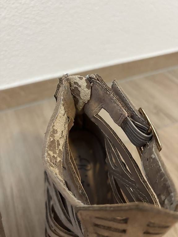 Damenschuhe: High Heels – Gebraucht aus Niederwil AG von jul_xms5 4