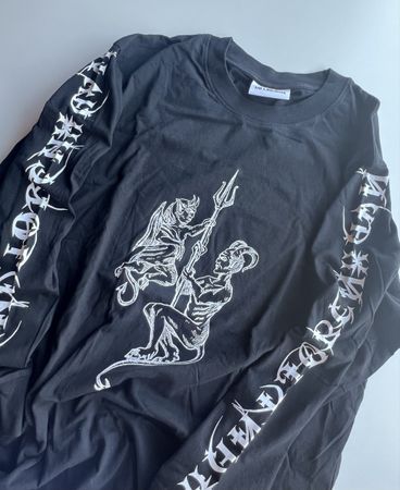 han kjøbenhavn langarmshirt schwarz gothic print