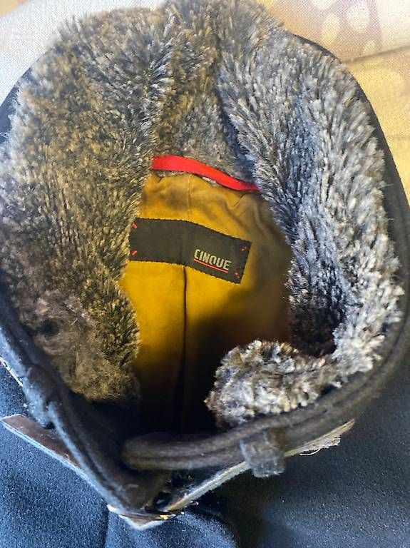 Cappotti: Wollmantel CINQUE – Usato da St. Gallen venduto da Konstanza 1