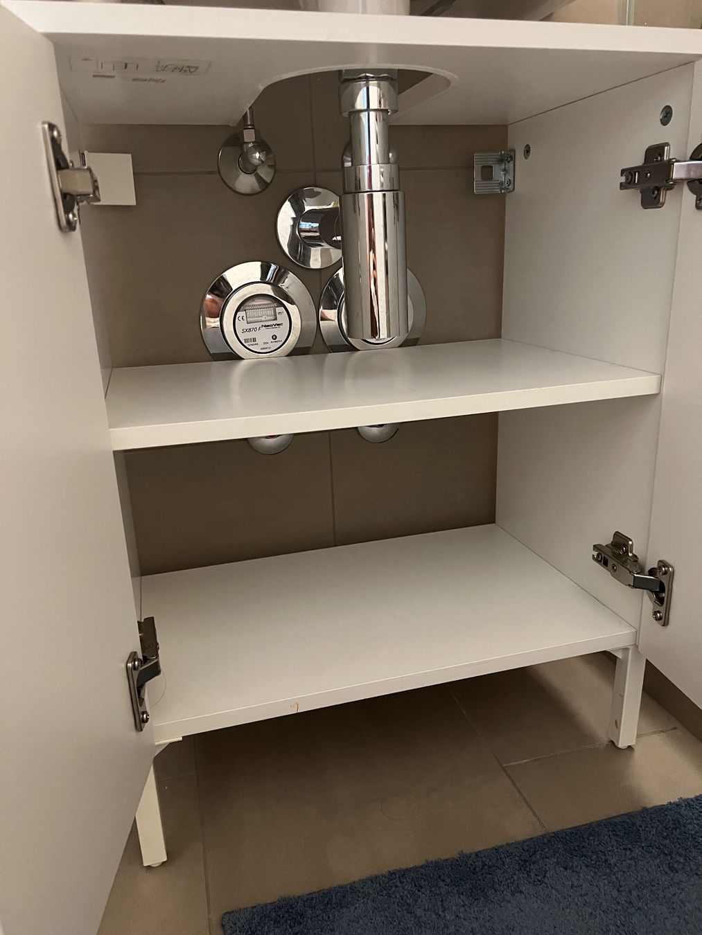Ikea Badezimmermöbel: Waschbeckenunterschrank – Gebraucht aus Zürich von mara.g 1
