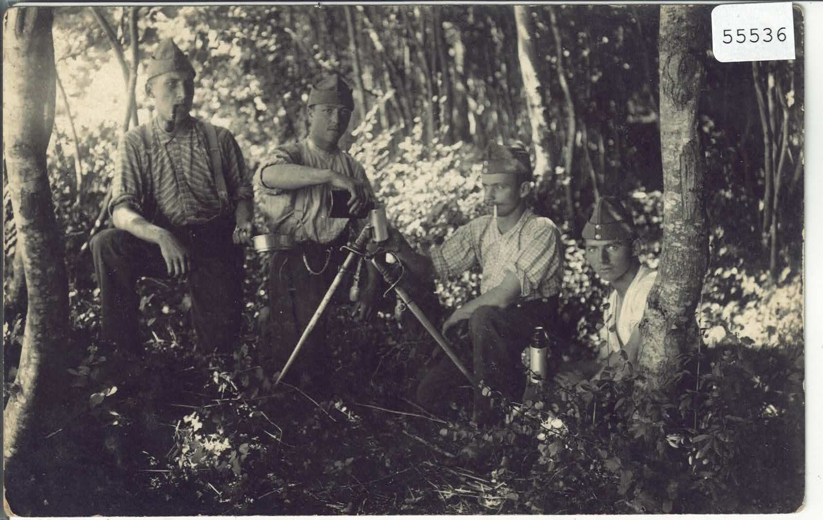 Cartes postales: Armee Suisse - Biwak im Wald – D'occasion à Ettingen par Kartenplanet