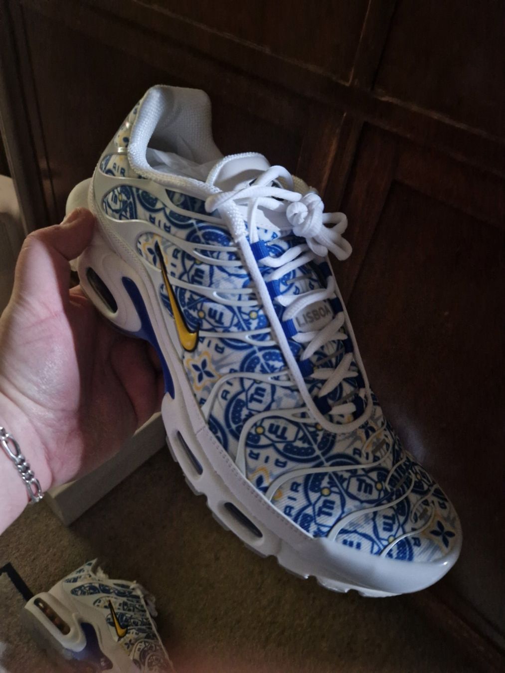 Nike Scarpe da uomo: Nike air max plus "Lisboa" – Usato da Bern venduto da Dutch_Proud