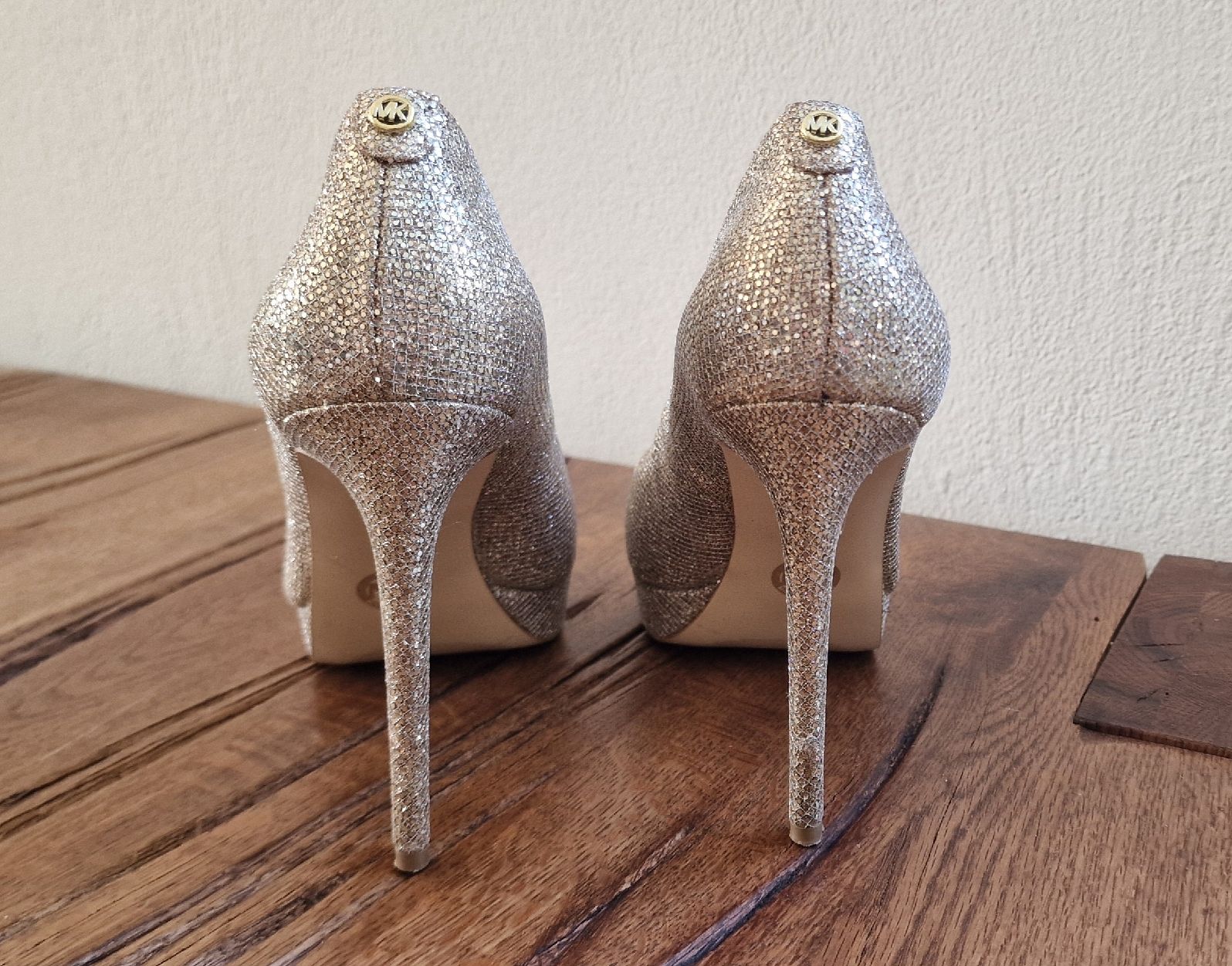 Michael Kors Damenschuhe: Michael Kors Gr. 40 (7M) – Gebraucht aus Mollis von PilatusStern 2