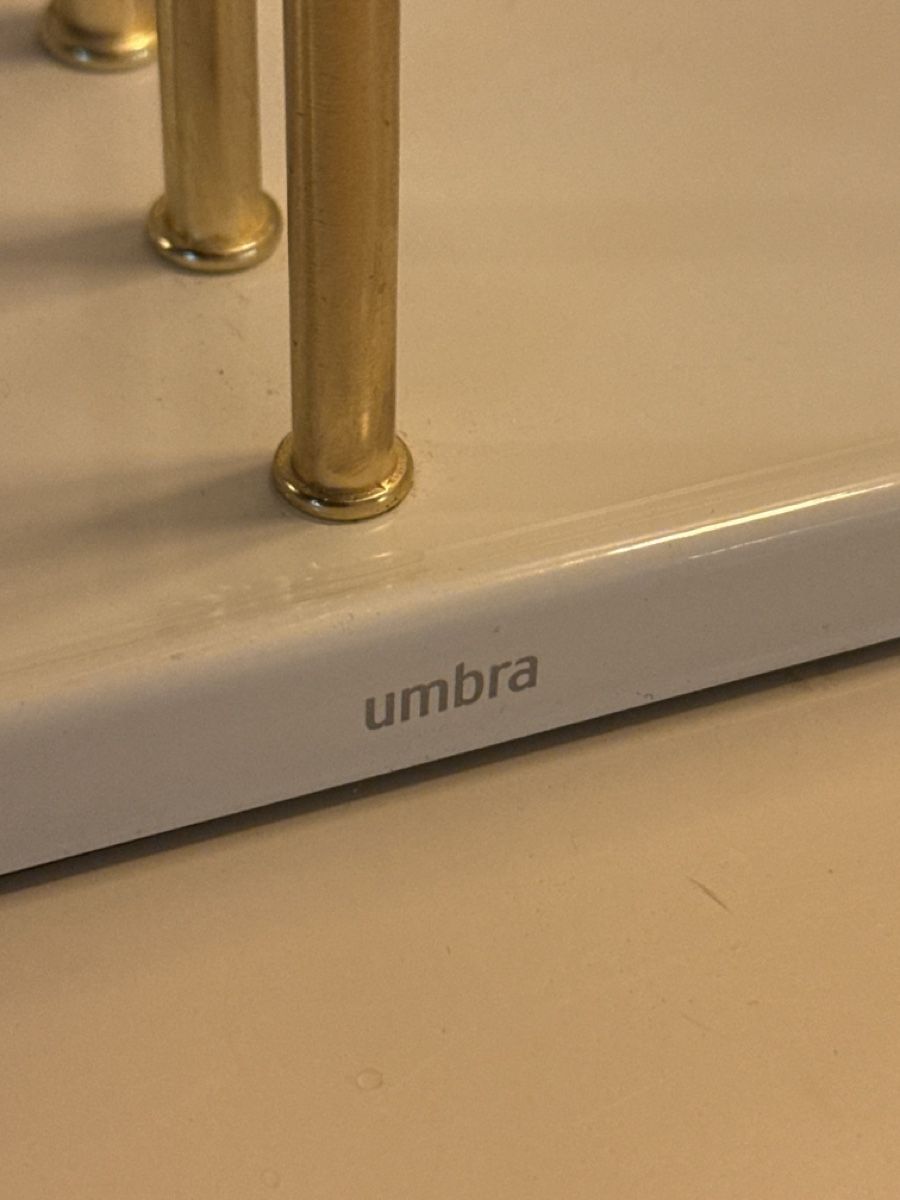 Portagioie: Schmuckständer Umbra Gold und Weiss – Usato da Stäfa venduto da goldglitzer 1