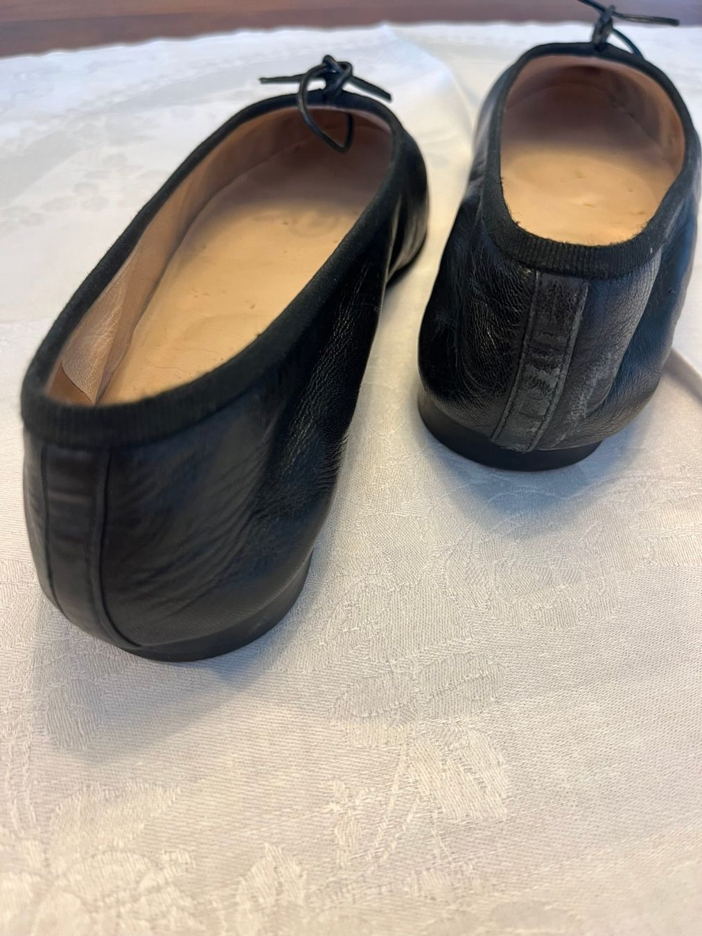 Chanel Scarpe da donna: CHANEL Classic Ballerinas Black Patent Cap – Usato da Wettswil venduto da PeterVoArosa 3
