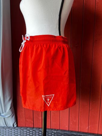 Guess Badehose Shorts Gr. S rot Badeshorts