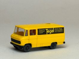 Wiking Mercedes Post Teppich Tegel