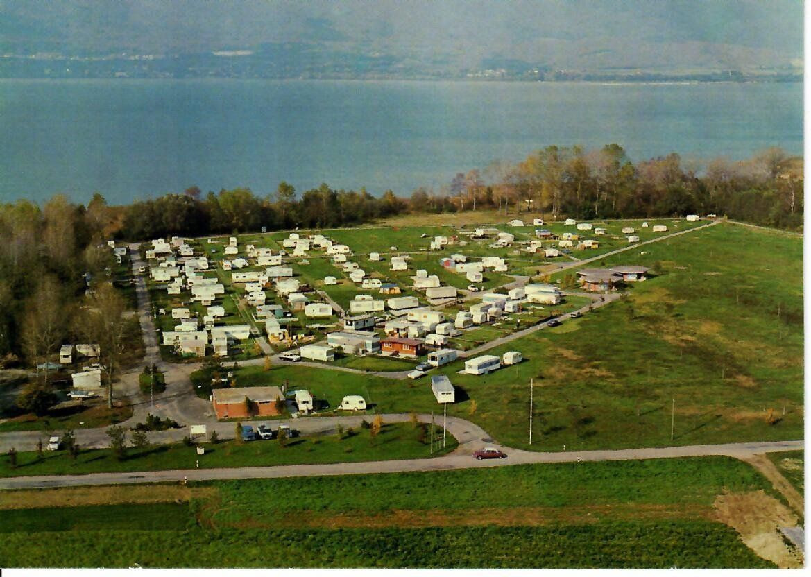 Cartoline postali: Camping - Caravaning, Cudrefin – Usato da Hochdorf venduto da Ziegel-16