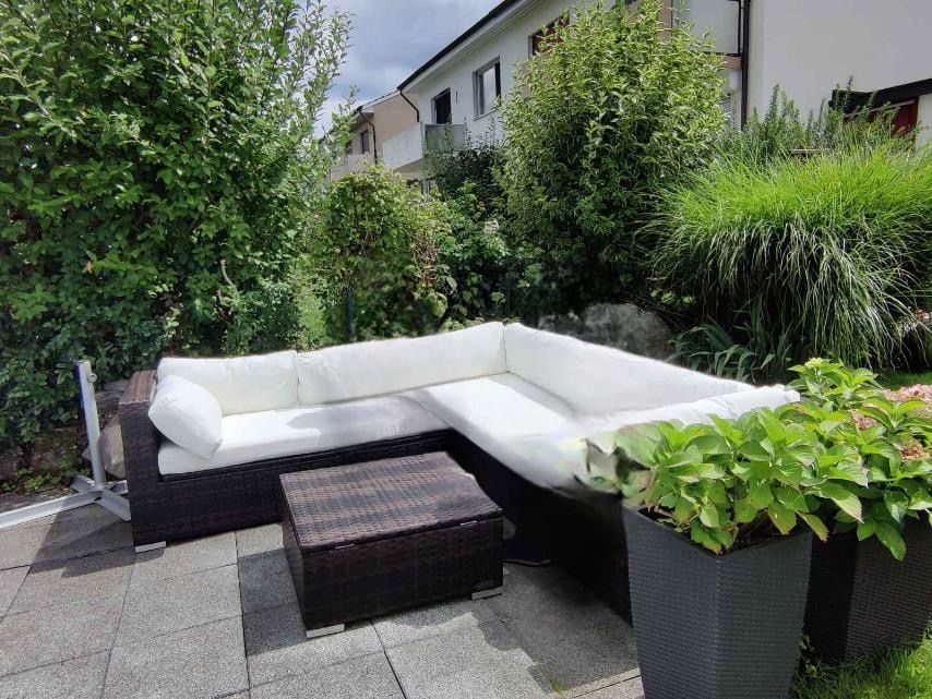 Polyrattan Lounge mit Stauraum perfekt für den Sommer Kaufen auf