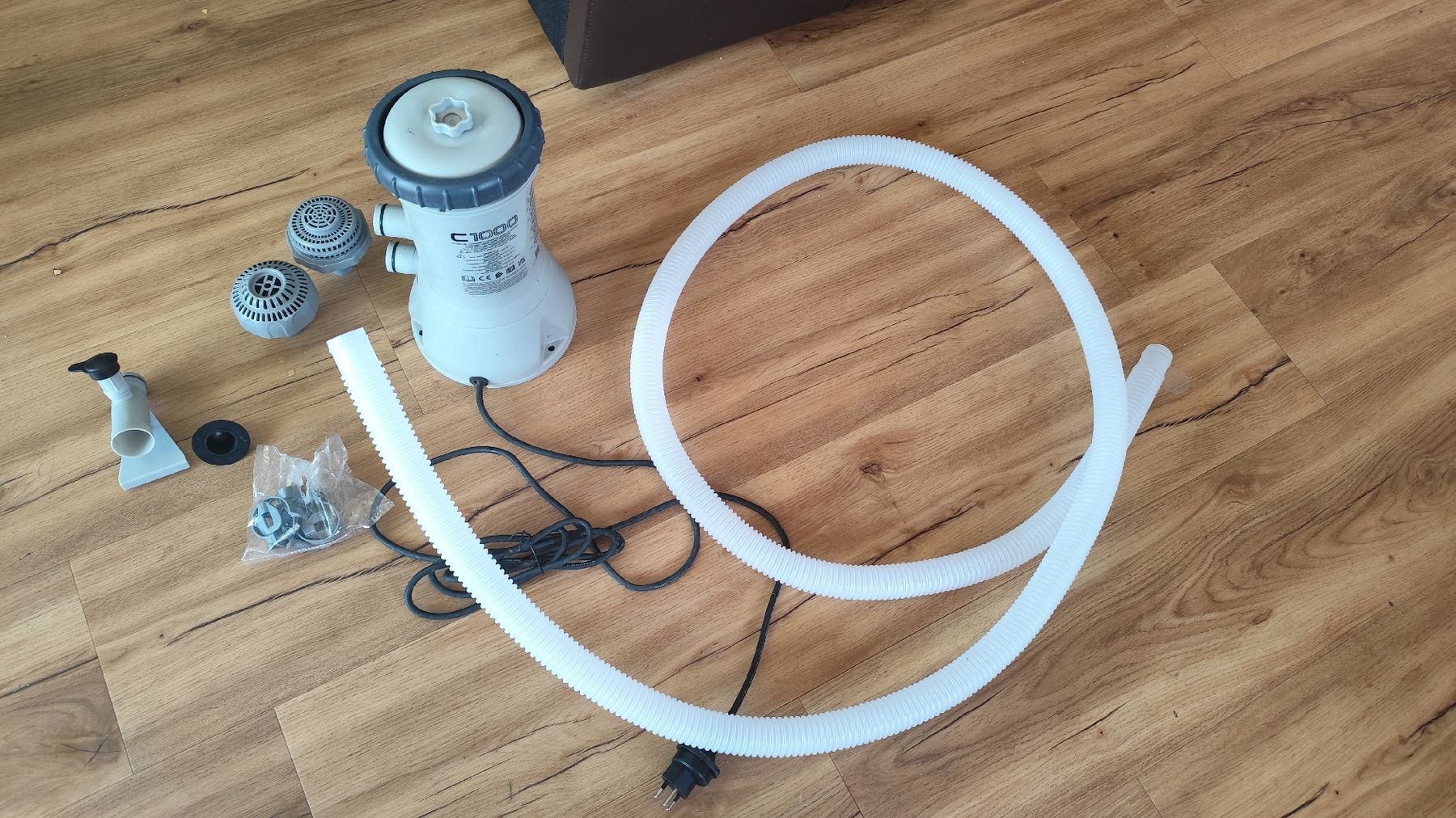 Intex Accessori per Piscine: Intex Kartuschenfilteranlage C1000 – Usato da Wichtrach venduto da Maertschu