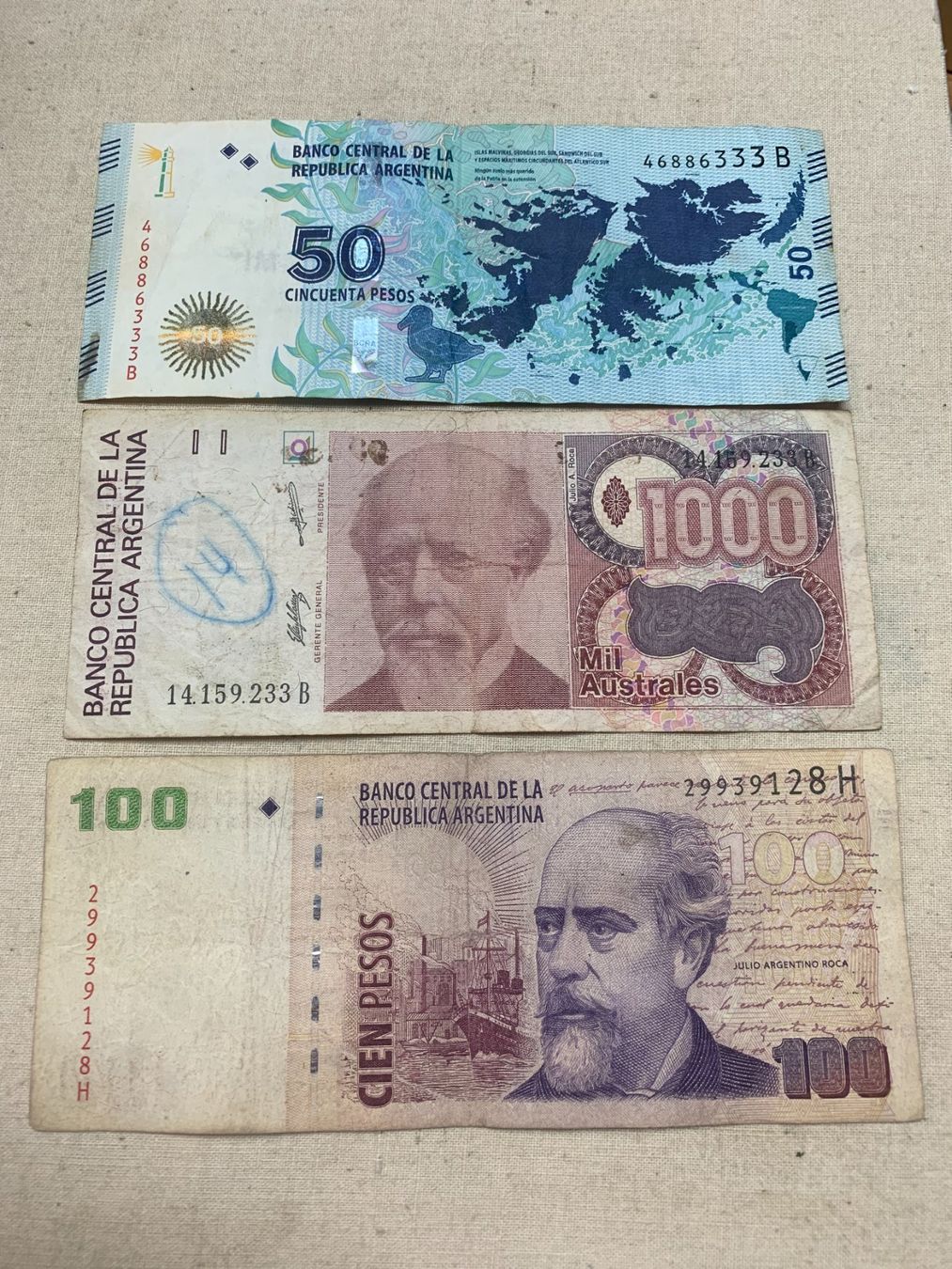 Banconote: Argentina - 3 banconote – Usato da Sorengo venduto da 74in
