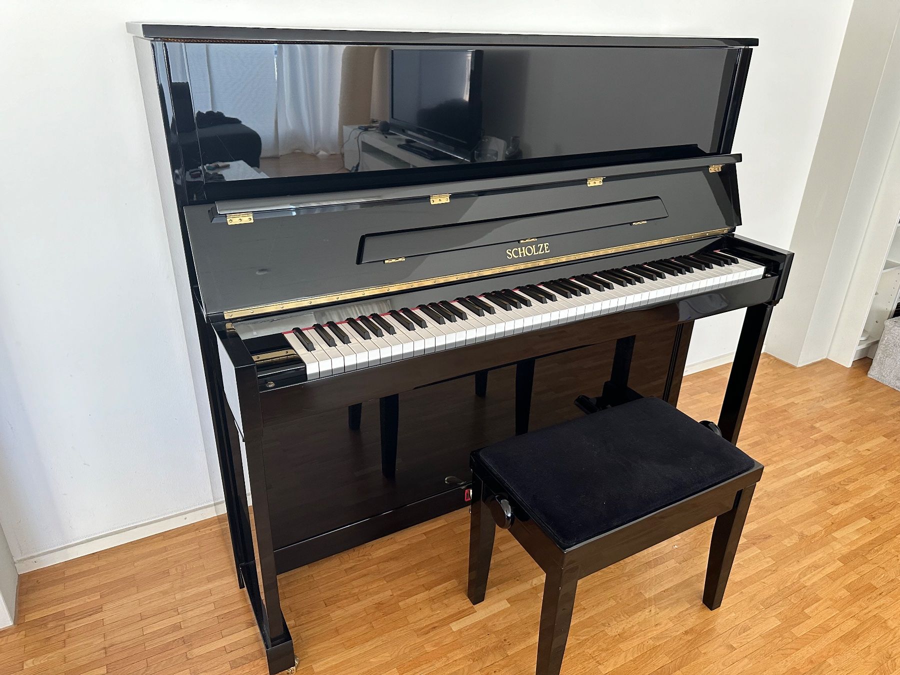 Musikinstrumente: Klavier – Gebraucht aus Zürich von NGO8046