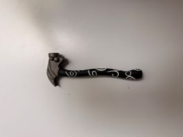 Mini Hammer Thor Mjölnir Design mit Griff in Schwarz Weiss